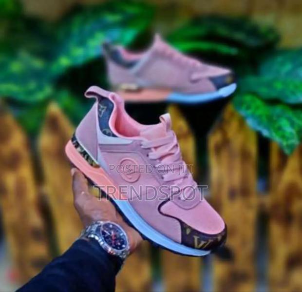 Ladies Lv Sneakers Sizes 37-42 - main view