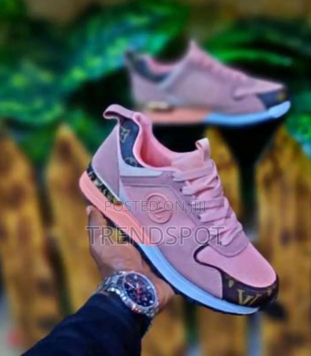 Ladies Lv Sneakers Sizes 37-42 - thumbnail 2