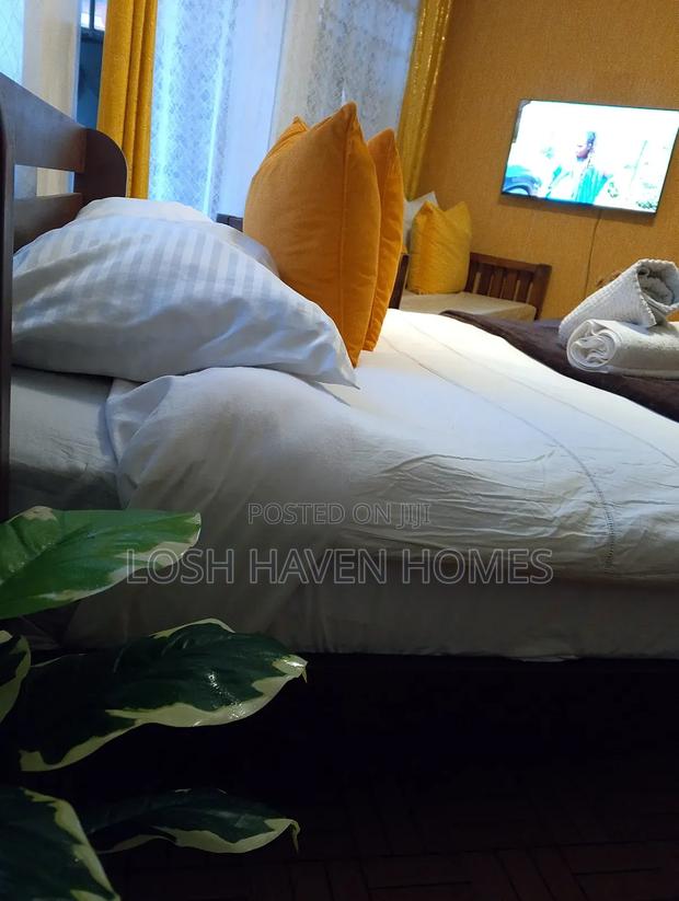 Mustard Studio Airbnb Near Thika Road Mall - thumbnail 9