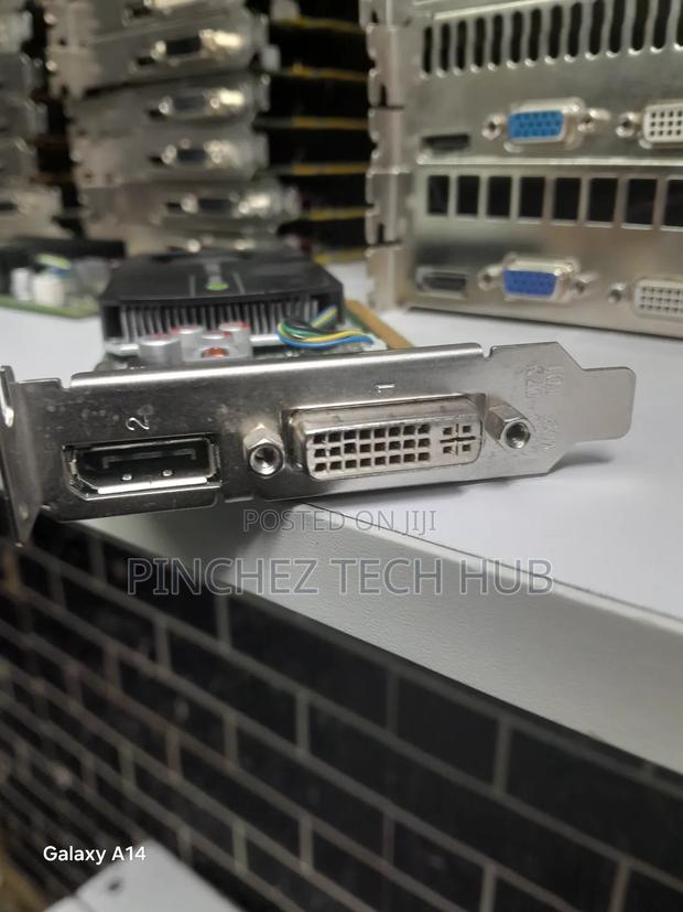 Quadro 410 Graphics Card - thumbnail 2