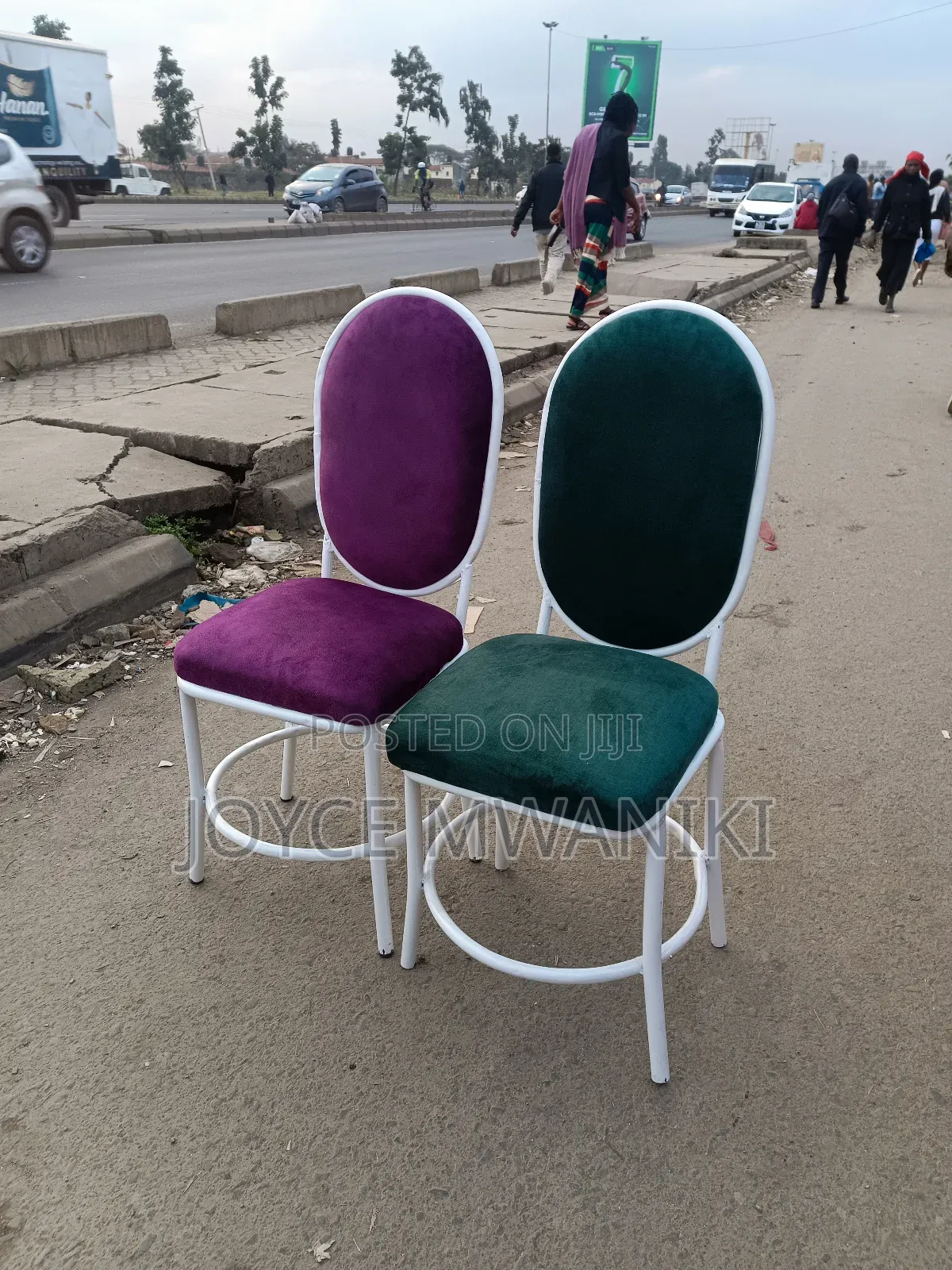 Manicure Seats, Classy And Stylish Design