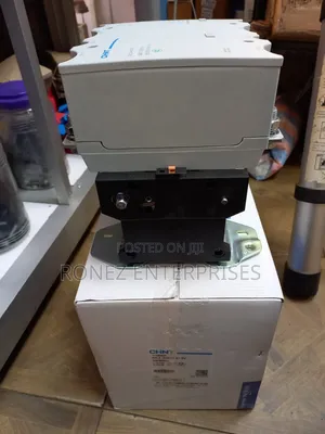 Contactor 500 Amps 4 Pole