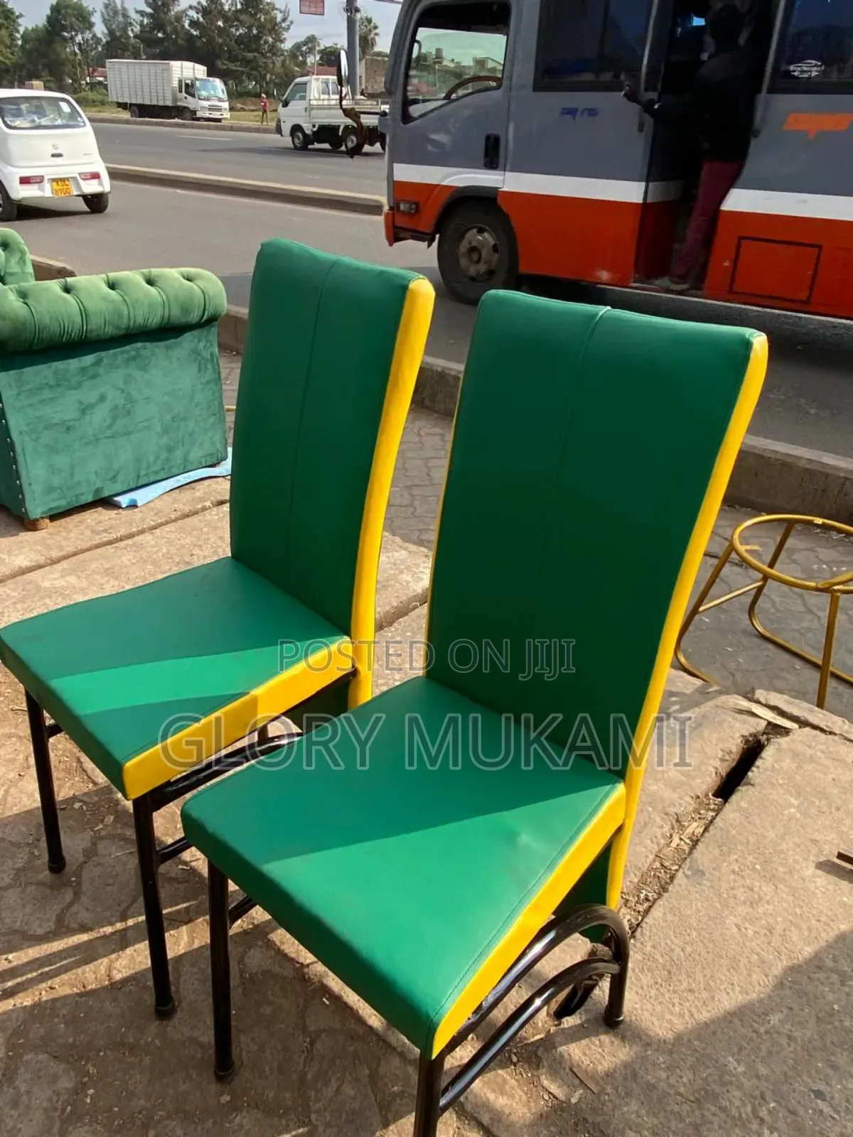 Restaurants and Bar Executive Chairs
