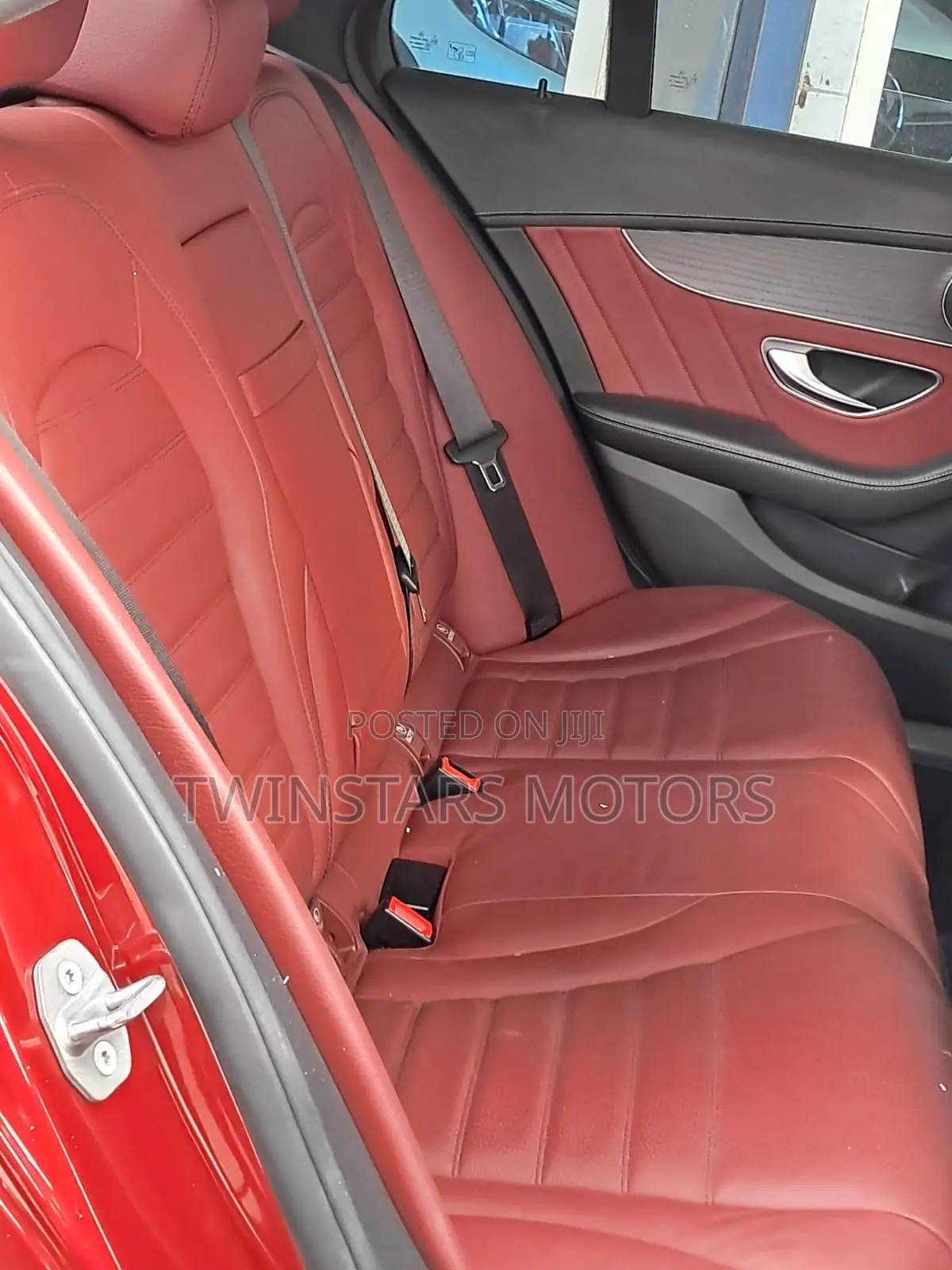 Mercedes-Benz C200 2017 Red