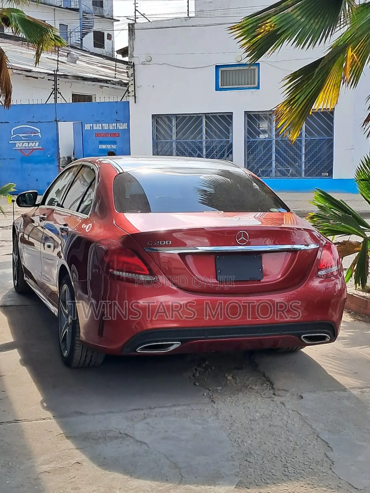 Mercedes-Benz C200 2017 Red