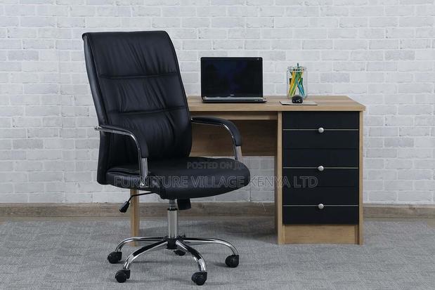 Executive Leather Office Seat - main view