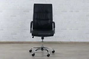Executive Leather Office Seat (Boss Office Desk Chair)