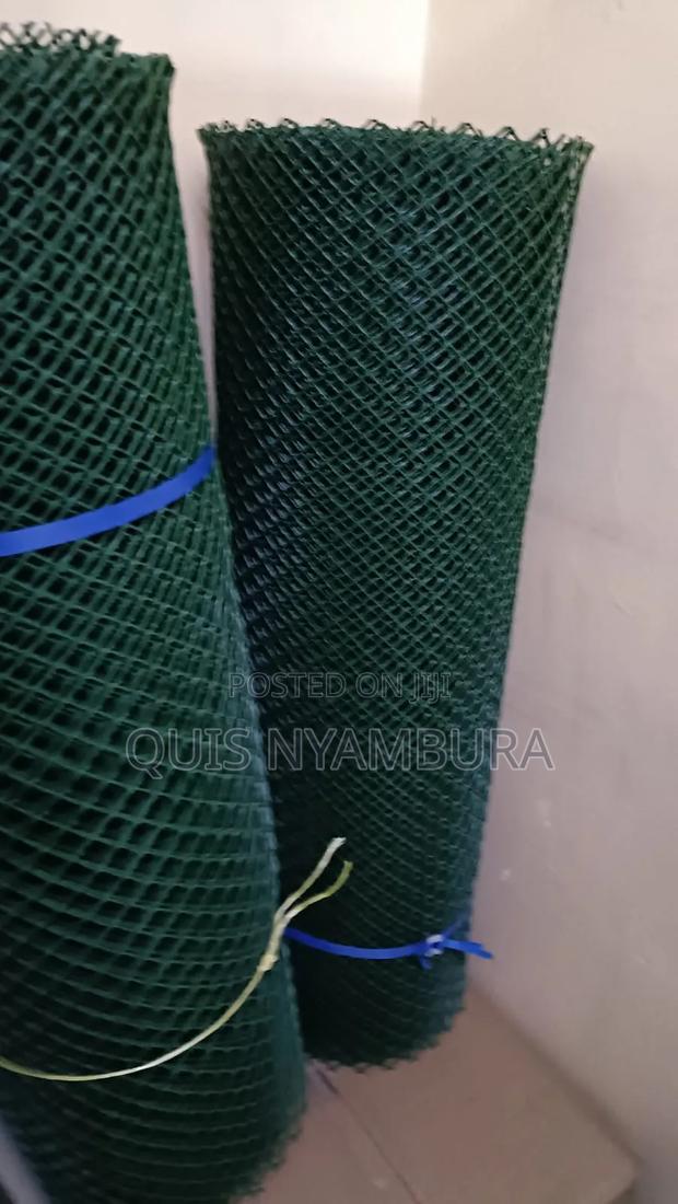 Chicken Wire Mesh, Chicken Plastic Mesh - thumbnail 3