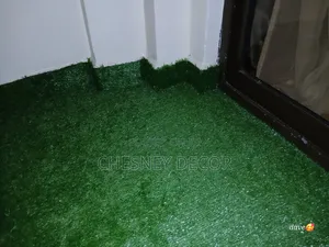 Artificial Grass Carpets for Balcony, Gym Floor, Play Areas