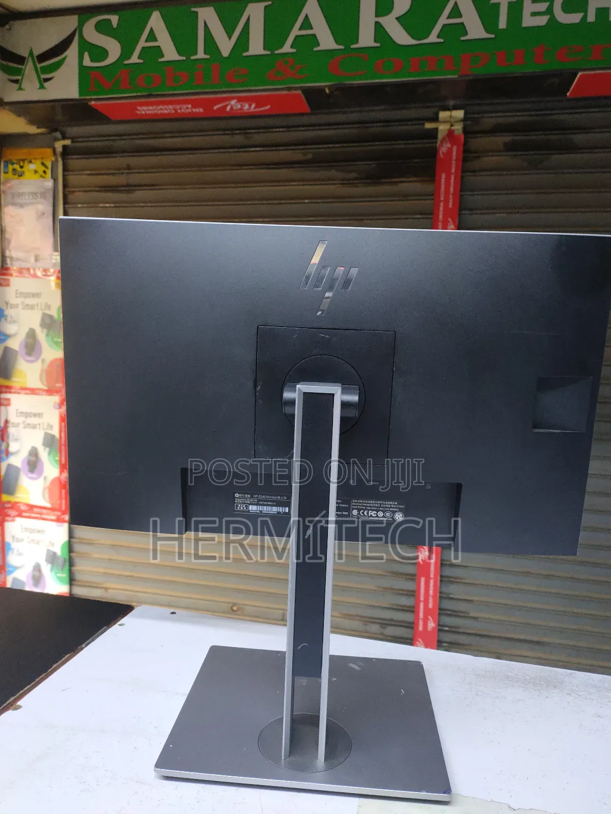 Hp Edge to Edge Monitor 24 Inches Display Size