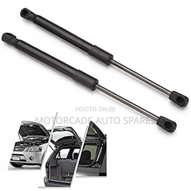 Toyota Townace Boot Shocks - main view