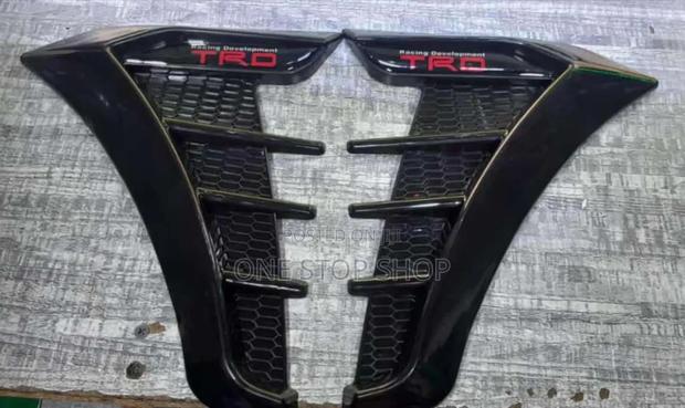 TRD Branded Side Vent Big Size Gloss Black or Carbon Finish
