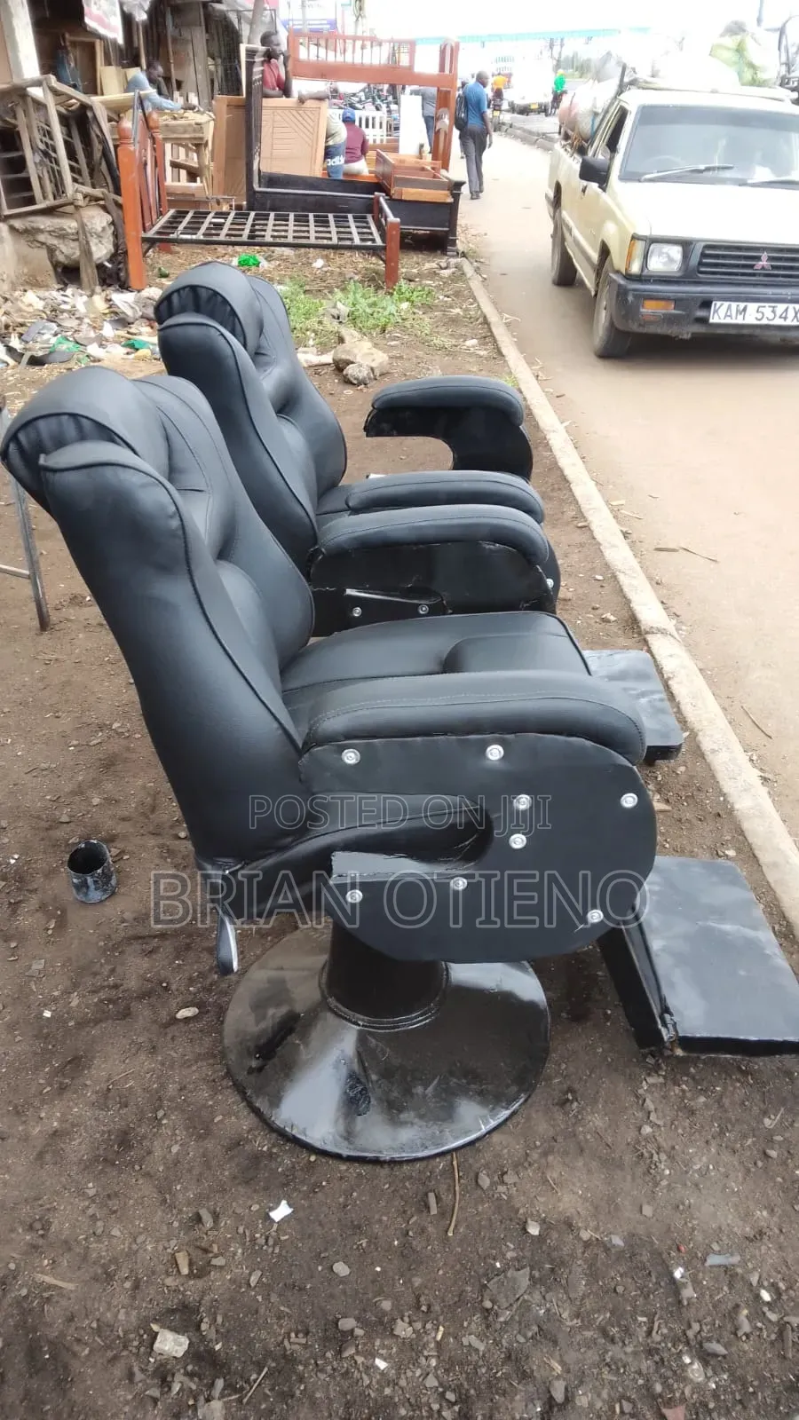 Wooden Arms Kinyozi Seats