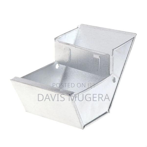 Bunny Rabbit Cage Metal Food Box, Rabbit Hutch Trough Feeder - thumbnail 3