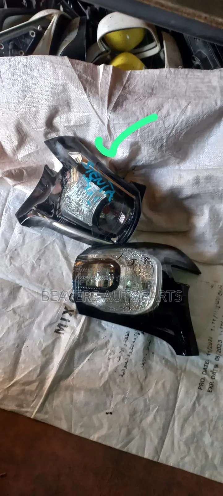 Sienta 2015-2018 Clear Taillights