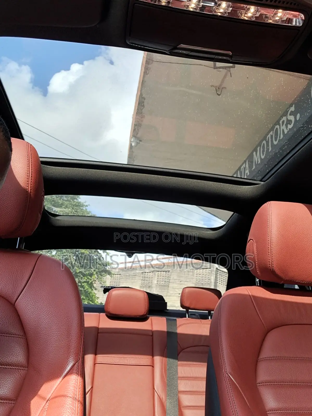 Mercedes-Benz C200 2017 Red