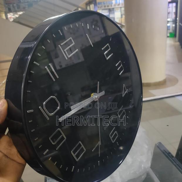 Wall Clock Hidden Spy Camera - main view