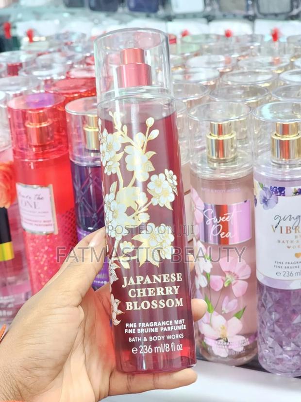 Japanese Cherry Blossom Body Mist - main view