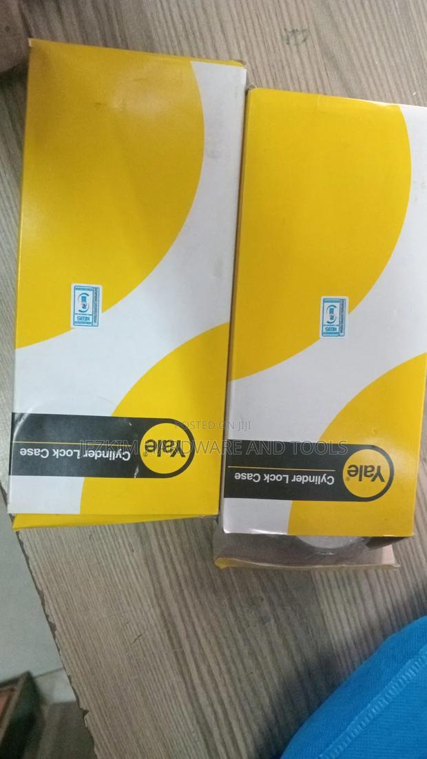 Deadlock Yale 3pins With 5keys - thumbnail 2