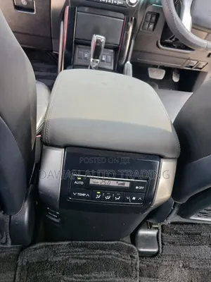 Toyota Land Cruiser Prado 2.8 2017 Silver