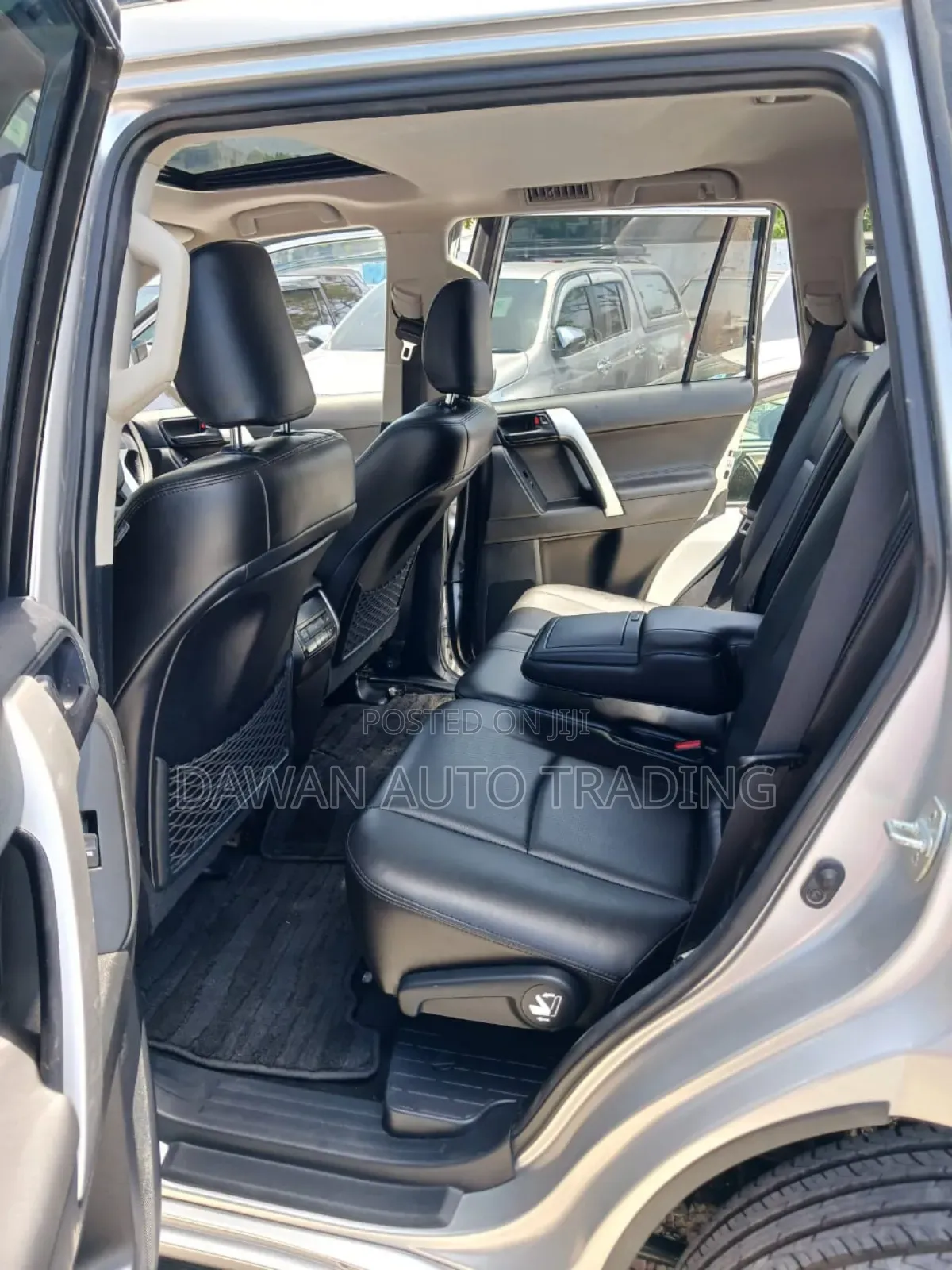 Toyota Land Cruiser Prado 2.8 2017 Silver