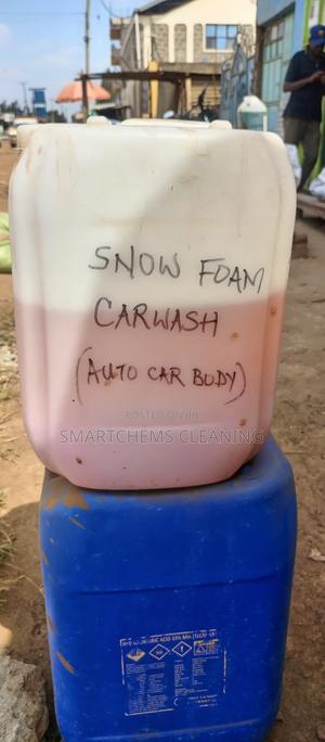 Snowfoam Carwash - thumbnail 2