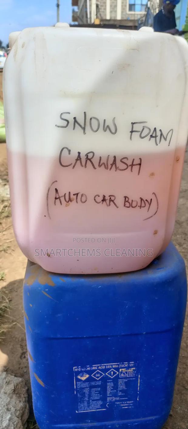 Snowfoam Carwash - thumbnail 3