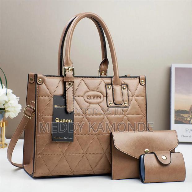 Desiger Stylish Handbags - thumbnail 2