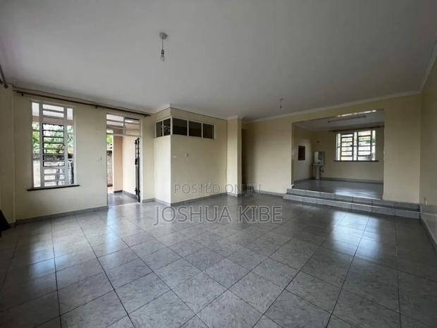 4bdrm Townhouse / Terrace in Membly, Membley Estate for rent - thumbnail 3