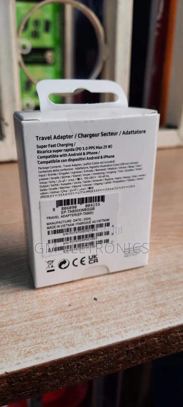Type C 25 W PD Adapter. ( White) - thumbnail 2