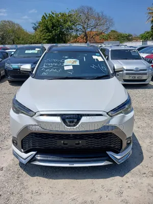 Toyota Corolla Cross 1.8 Petrol AWD 2021 White