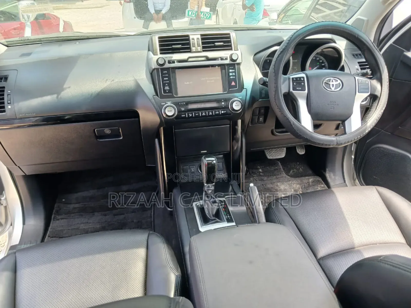 Toyota Land Cruiser Prado 2.8 2018 Silver
