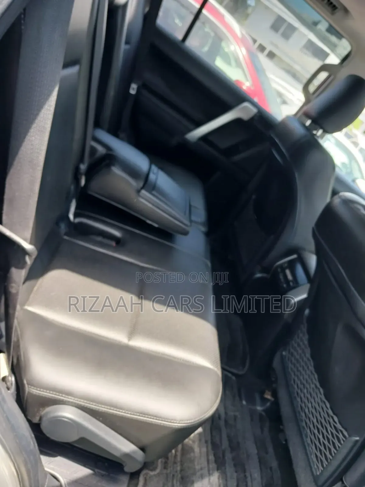 Toyota Land Cruiser Prado 2.8 2018 Silver