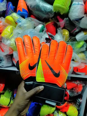 Vaporgrip Goalkeeper Gloves