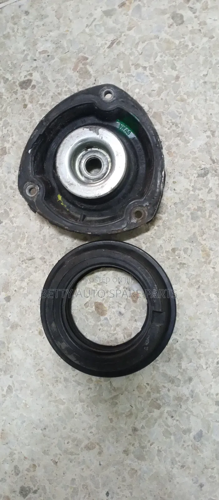 Volkswagen Sogen Shock Mountains