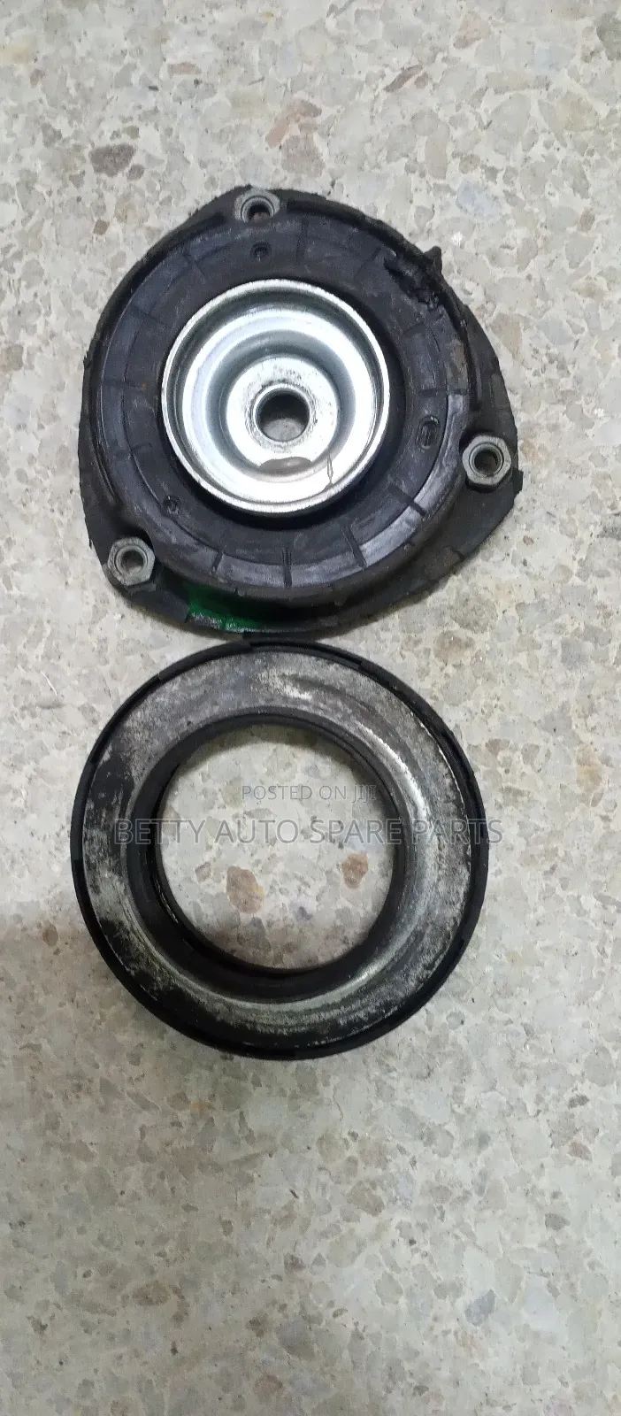 Volkswagen Sogen Shock Mountains