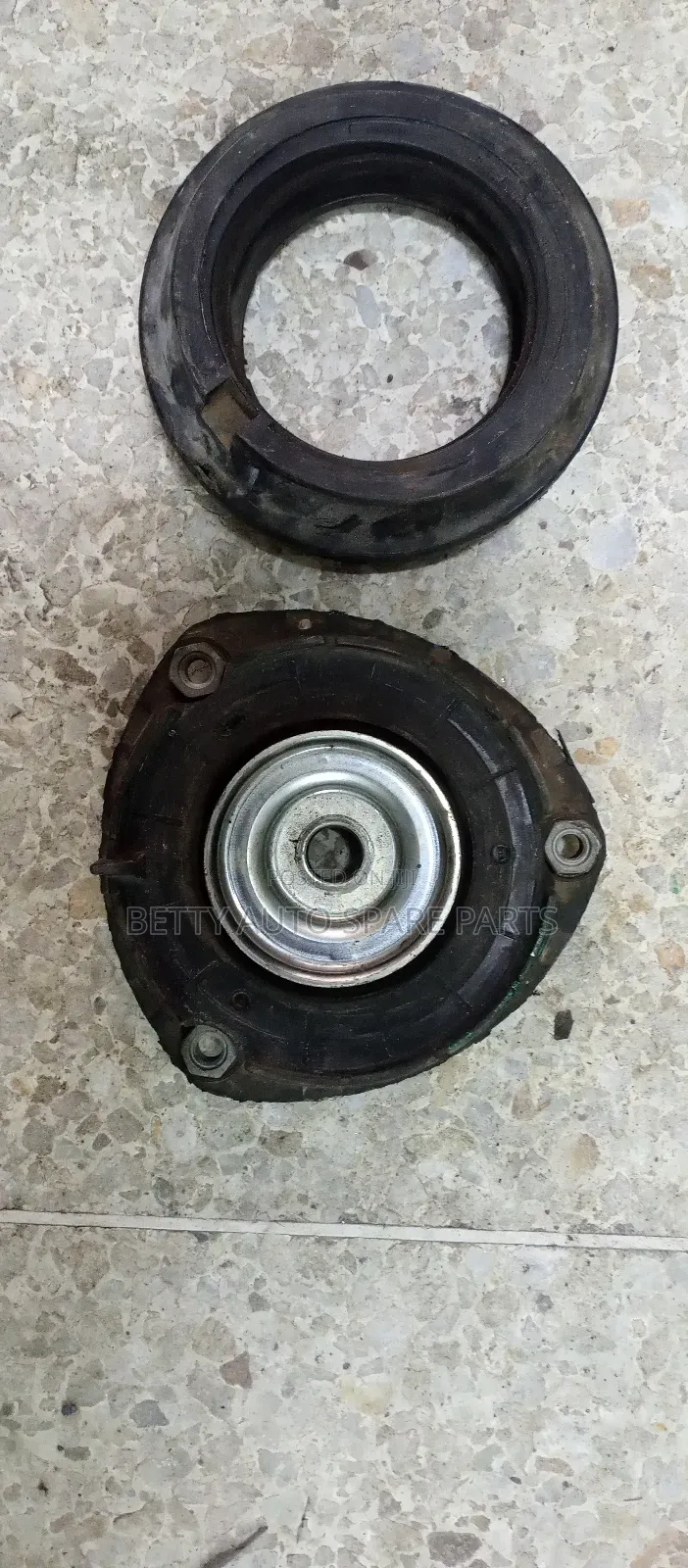 Volkswagen Sogen Shock Mountains