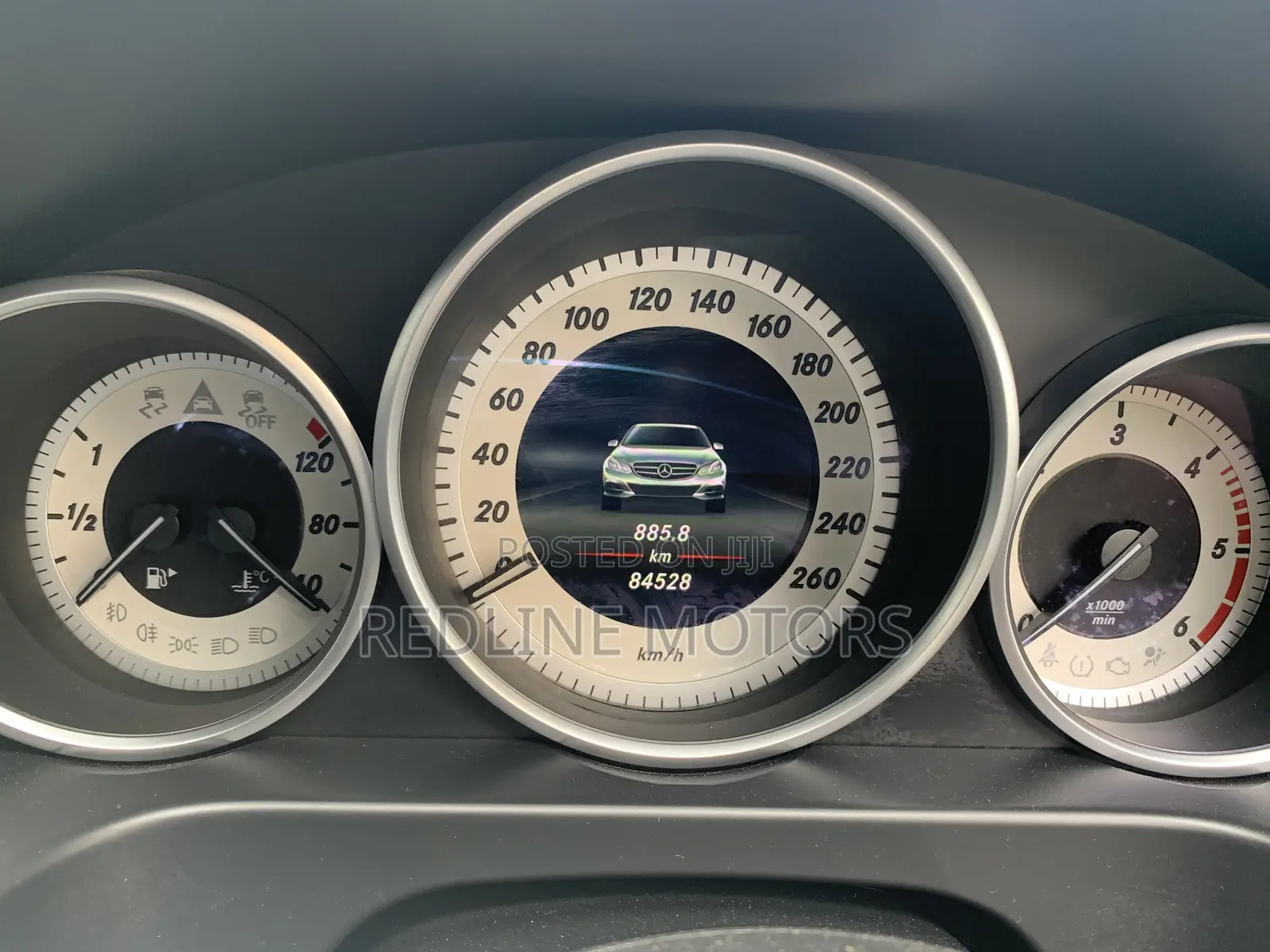 Mercedes-Benz E220 2017 Pearl