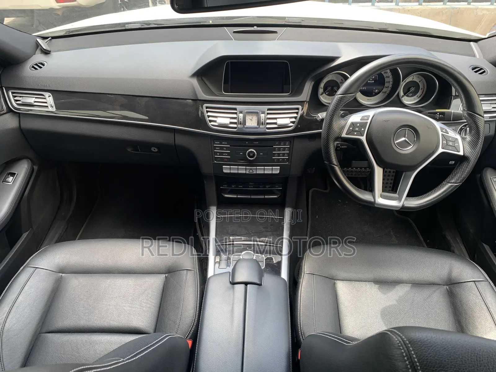 Mercedes-Benz E220 2017 Pearl