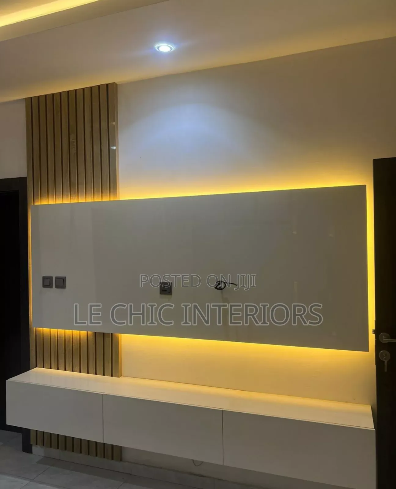 Flute Panels and Gypsum Tv Unit