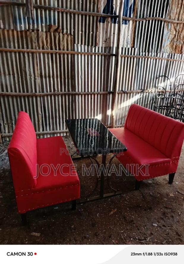 Restaurant Vip Set, 2 Couches and a Table  - main view