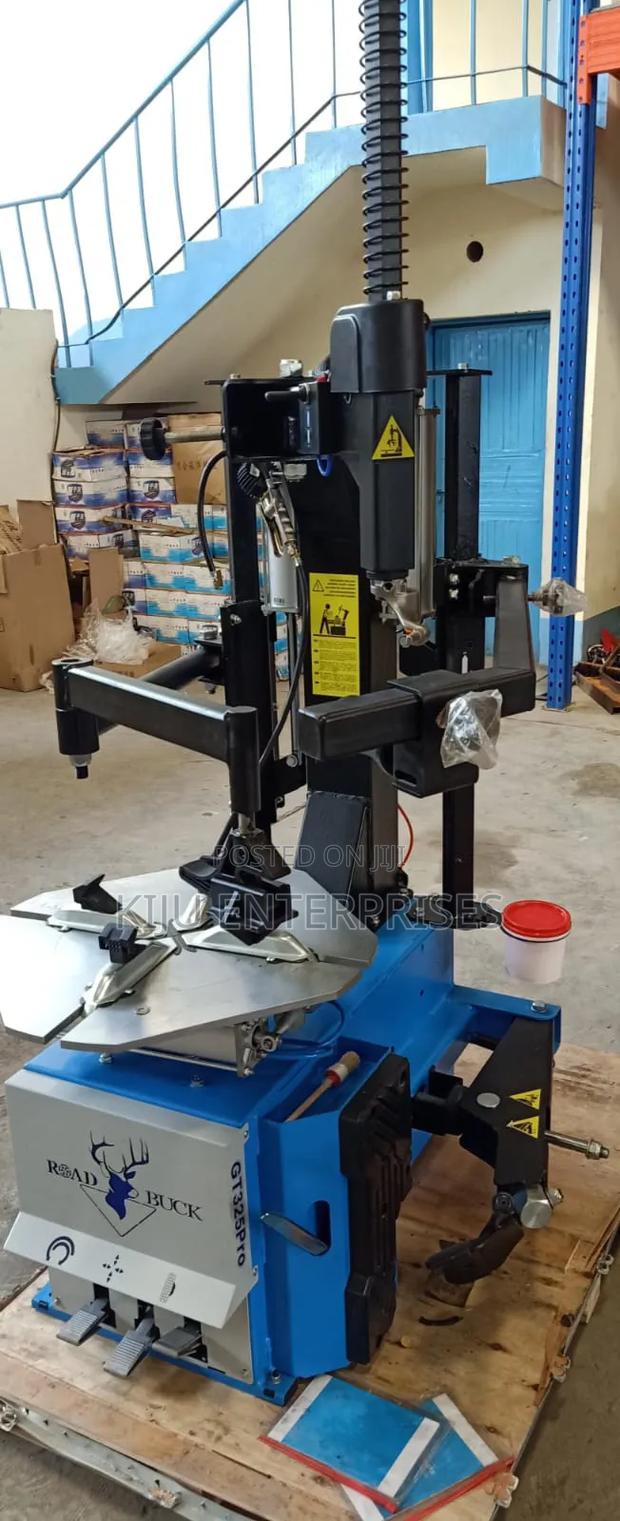 Quality Assured Tyre Changer Machine - thumbnail 3
