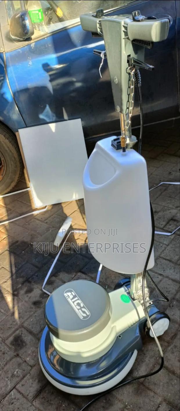 Quality Assured Floor Scrubber Machine - thumbnail 2