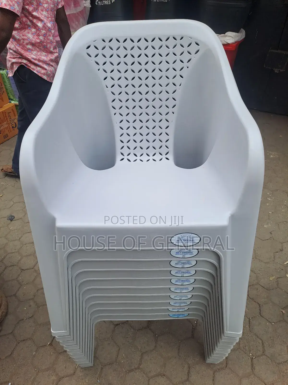 Beautiful Skyplast Plastic Chair