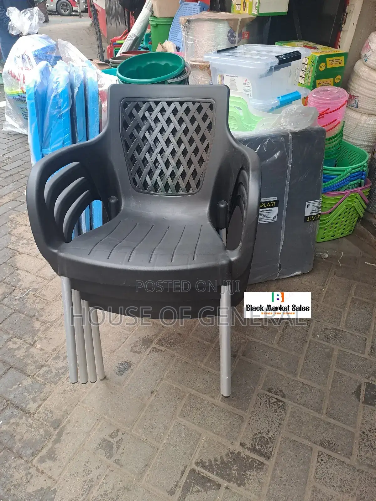 4 Plastic Chair With Metal Tubing Legs