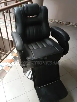 Kinyozi Chair at an Affordable Price