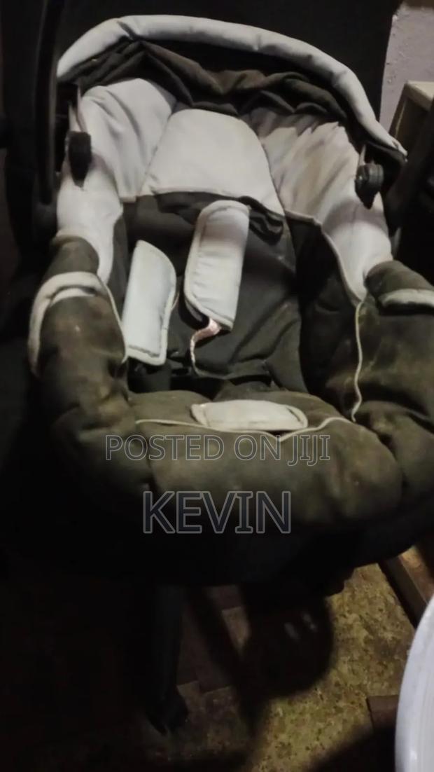 Baby Car Seat - thumbnail 2