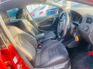 Volkswagen Polo 2017 Red