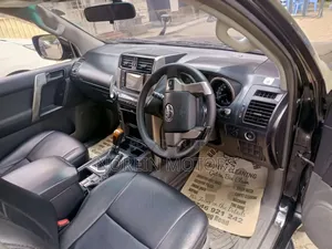 Toyota Land Cruiser Prado 2012 Black