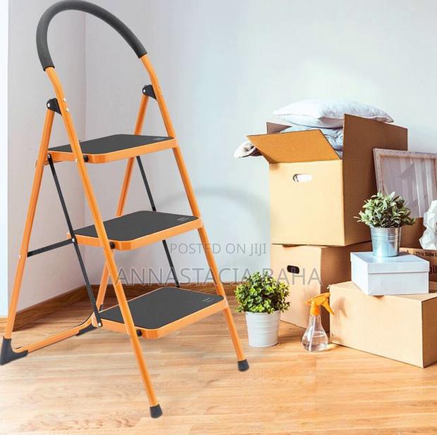 Tolsen Steel Ladder Foldable 3 Steps - main view